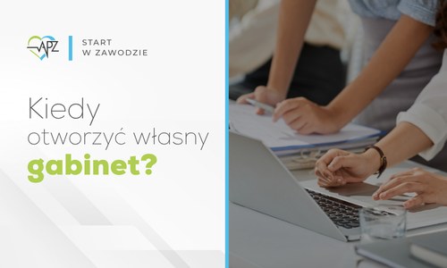 Zespół przy laptopie planujący otwarcie własnego gabinetu dietetycznego